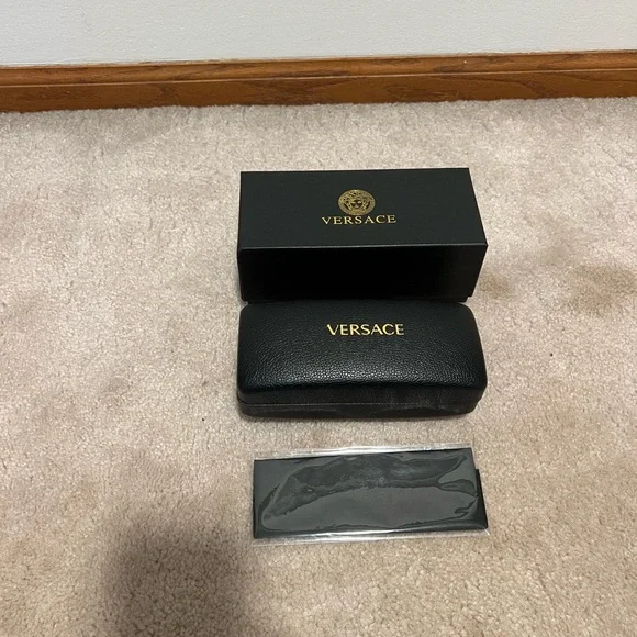 Versace Black Sunglasses for Women - Picture 8 of 8